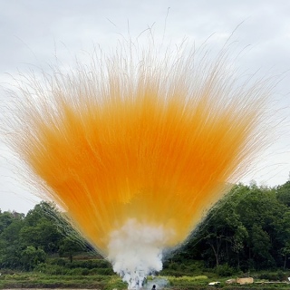 Дневной веерный салют СУ0305012 Лапша,Orange smoke mine 50 залпов, 1,2